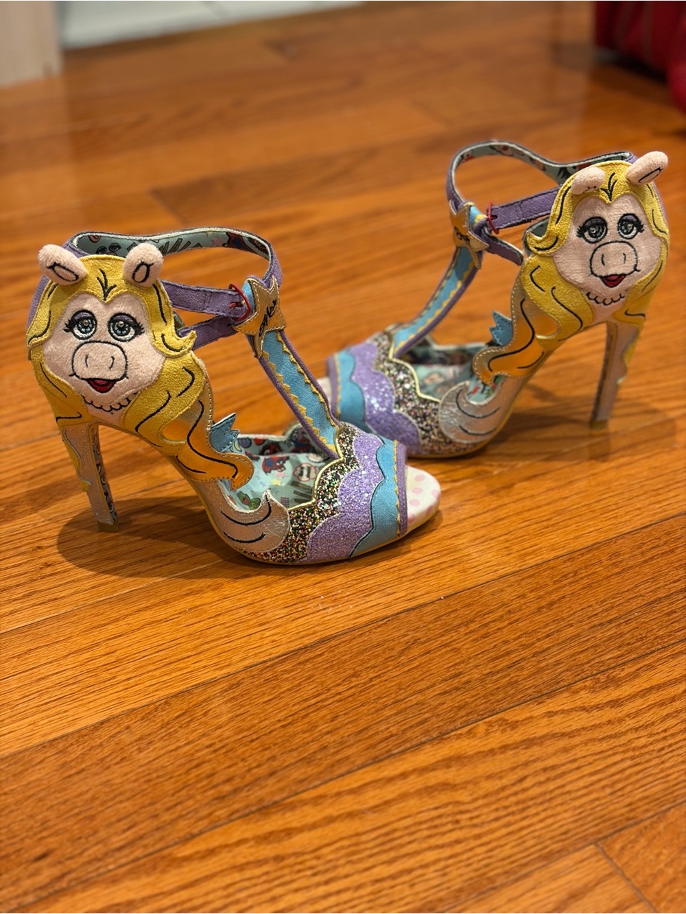 Irregular Choice Muppets Miss Piggy Original Diva Heels Size 7.5